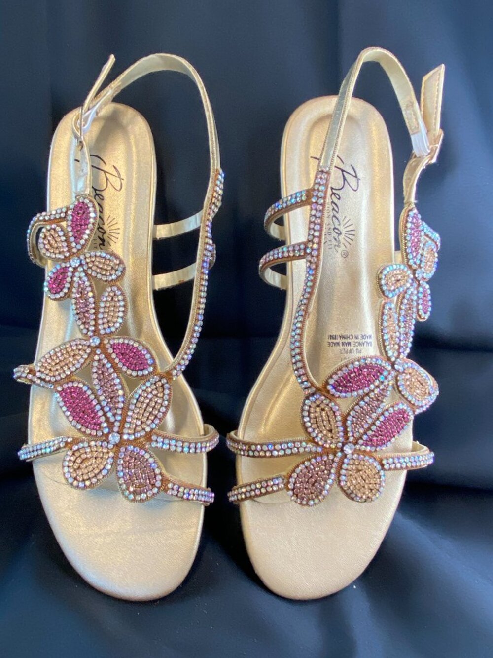 Beacon Women's Casino Gold & Crystal Open-toe Sandals Summer Flats 9.5M